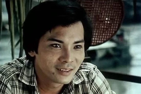 Chuyện Thương Tín từng bị người đàn ông này cưỡng bức năm 13 tuổi bị “đào” lại