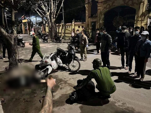 Xót xa lời kể của bạn thân nữ sinh Ngân hàng bị sát hại: Người yêu cũ nhiều lần dọa tự tử, chết chung và liên tục chặn xe, ném đá quấy rối-1