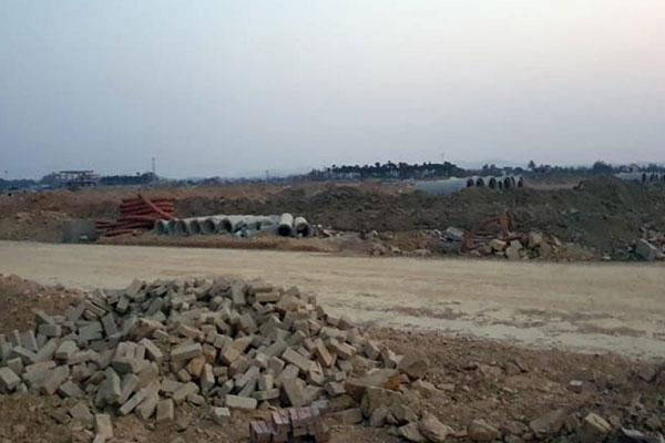 Bát nháo trong tay cò: Giá đất nhảy múa, mua bán run tay-3