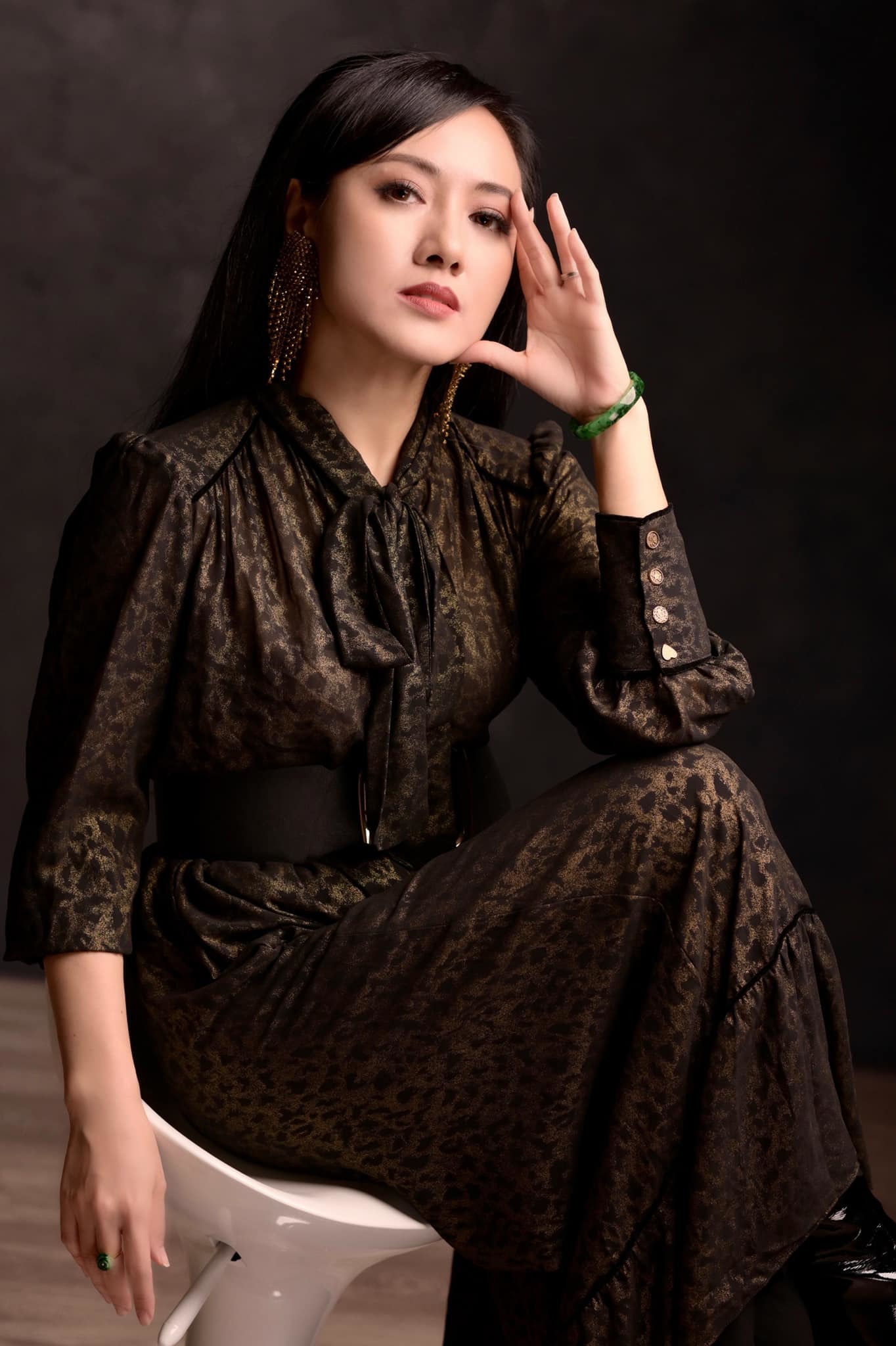 BTV Hoài Anh bất ngờ ngừng dẫn bản tin Thời sự 19h-4