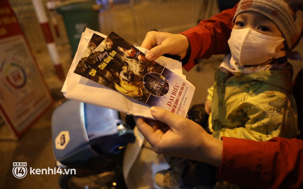 Nhà thờ Lớn Hà Nội đêm Noel: Chỉ những người có giấy mời, test nhanh Covid-19 mới được vào dự lễ-11