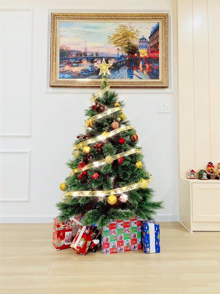 Tổ ấm ấn tượng mang cả trạm không gian vũ trụ vào trong nhà, góc nào cũng xinh xắn và đượm màu yêu thương-39