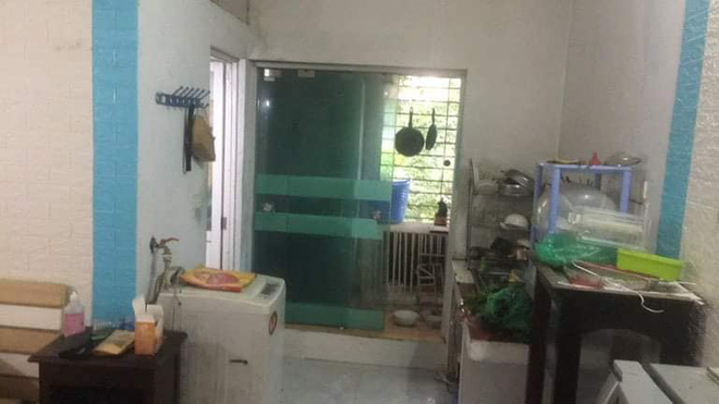 Căn nhà tập thể tồi tàn, ẩm thấp ở Kim Liên tái sinh với chi phí 250 triệu: Quyết định cải tạo siêu đúng đắn, nhìn ảnh trước - sau mà giật mình-3