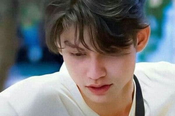 Thấy chồng sắp cưới cùng một cô gái lạ đi ra từ khách sạn, tôi lao đến đấu tay đôi, ai ngờ rước họa vào thân-1