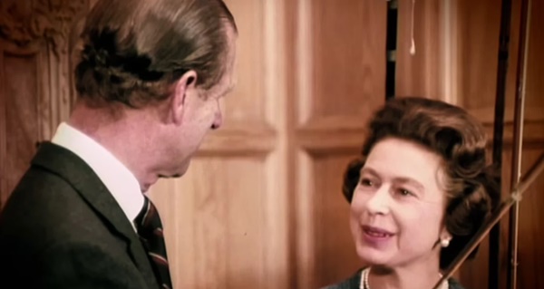 Bài phát biểu xúc động nhất từ trước đến nay của Nữ hoàng Anh nhân dịp Giáng sinh, nhà Meghan không được nhắc tên-2