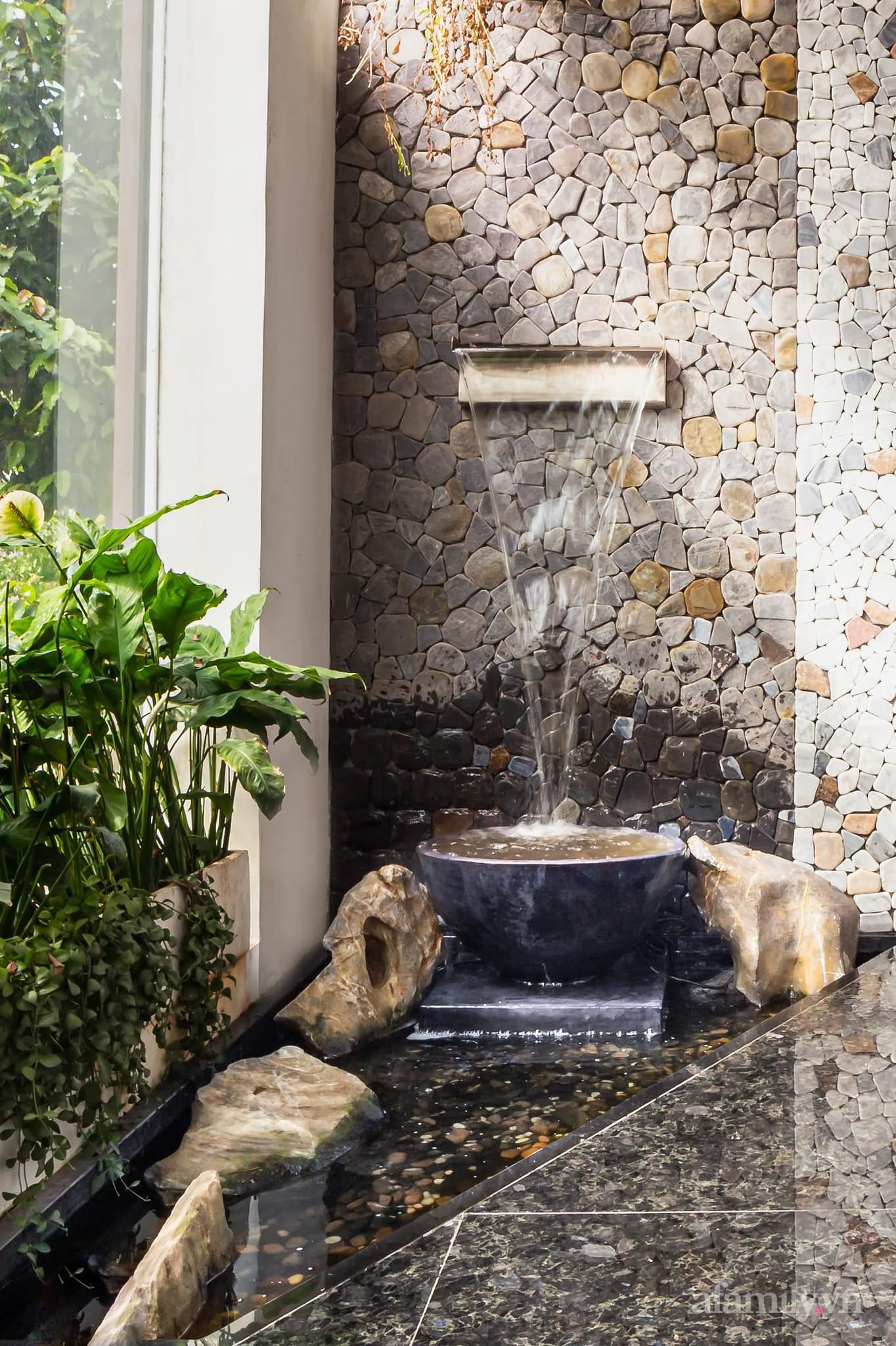 Ngắm không gian sống rộng 200m² của CEO trẻ 9x tại Sài Gòn, full nội thất giá trị khủng tới 14 tỷ-3