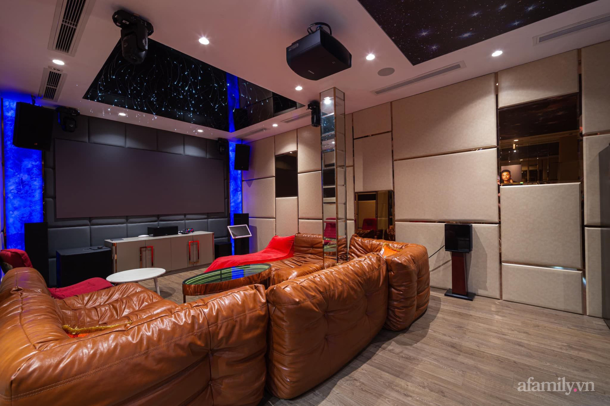 Ngắm không gian sống rộng 200m² của CEO trẻ 9x tại Sài Gòn, full nội thất giá trị khủng tới 14 tỷ-19