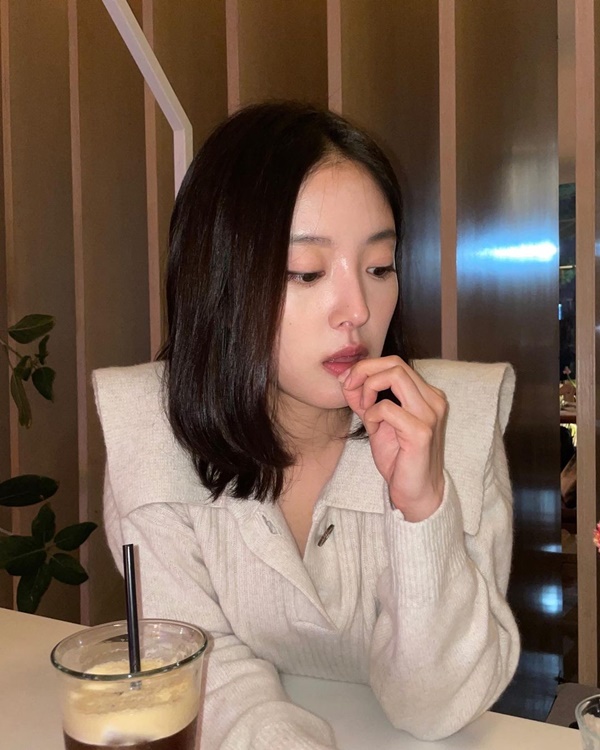 5 kiểu tóc xoăn đang hot nhất các salon Hàn Quốc: Chọn cho dịp Tết này thì vừa sang vừa trẻ-3