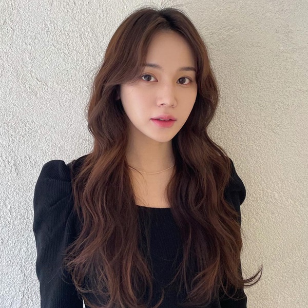 5 kiểu tóc xoăn đang hot nhất các salon Hàn Quốc: Chọn cho dịp Tết này thì vừa sang vừa trẻ-6