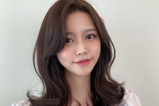 5 kiểu tóc xoăn đang hot nhất các salon Hàn Quốc: Chọn cho dịp Tết này thì vừa sang vừa trẻ