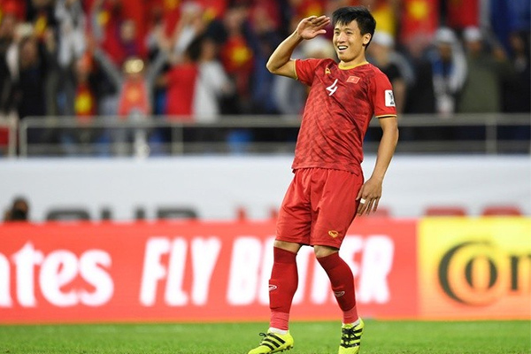 NÓNG: Danh sách 23 cầu thủ tuyển Việt Nam sẽ góp mặt trong trận đấu với Thái Lan tối nay 26/12-1