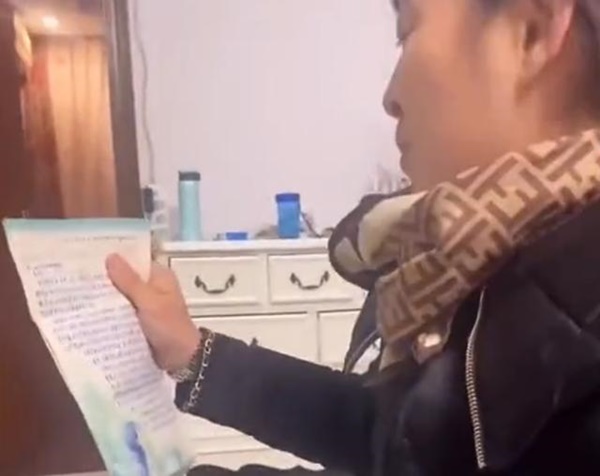 Phát hiện thư tình bạn gái cũ của chồng gửi từ 20 năm trước, vợ thản nhiên đọc và có phản ứng khiến dân mạng thích thú-2