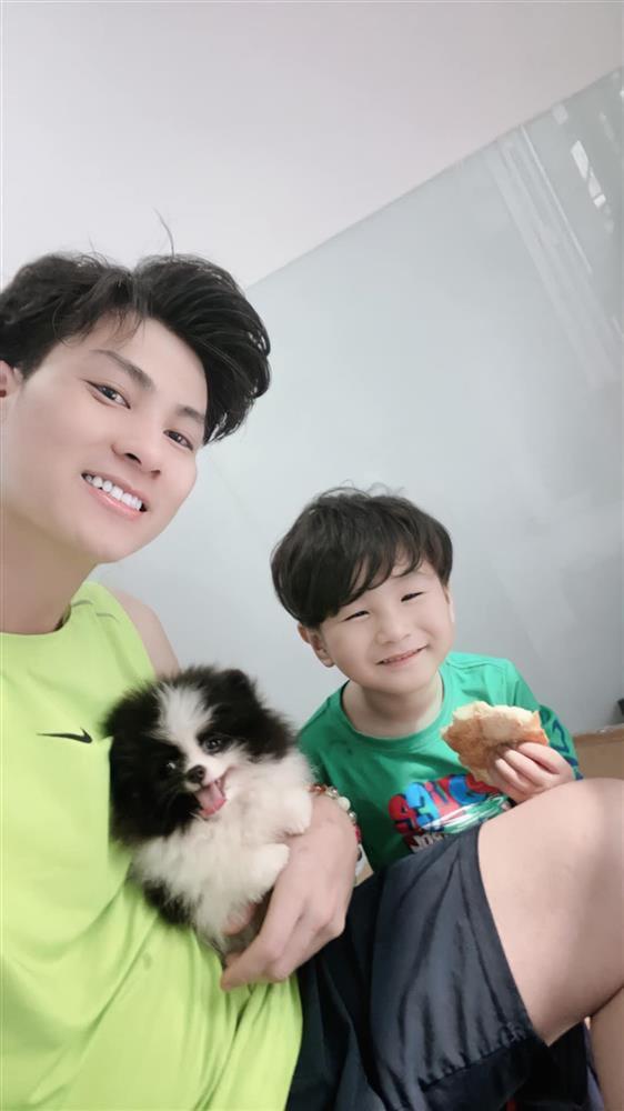 Chồng cũ Lâm Khánh Chi gặp con trai hậu ly hôn, 1 chi tiết thấy rõ mối quan hệ dù đã đứt gánh-1