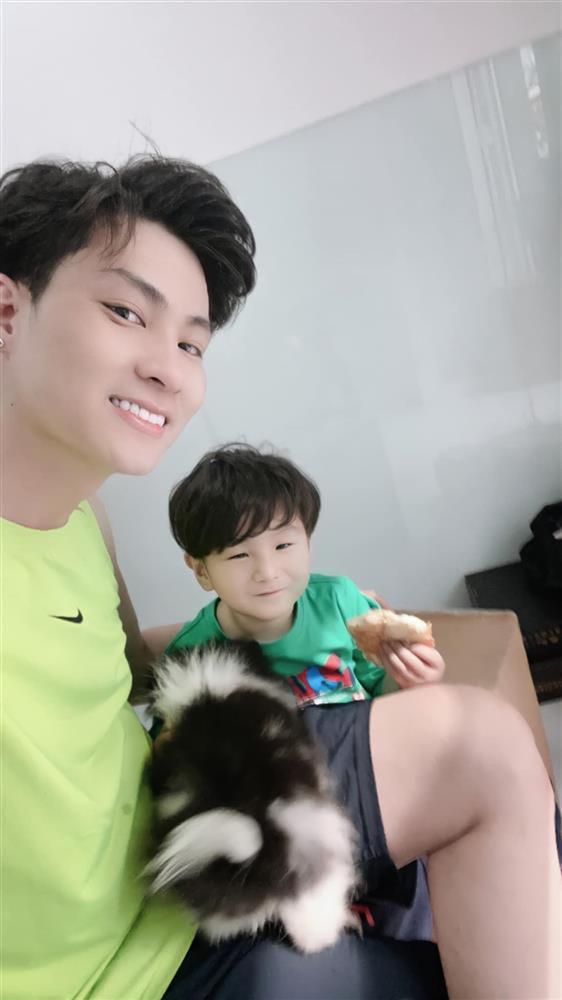 Chồng cũ Lâm Khánh Chi gặp con trai hậu ly hôn, 1 chi tiết thấy rõ mối quan hệ dù đã đứt gánh-2