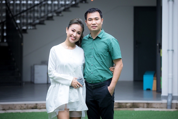 Vân Hugo mang thai nhóc tỳ thứ 2 được 19 tuần, sút cân nhẹ, tiết lộ cả tên ở nhà đáng yêu của con-9