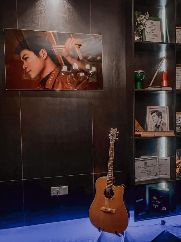 Nhạc sĩ Nguyễn Văn Chung hé lộ không gian sang trọng trong căn hộ mới-13