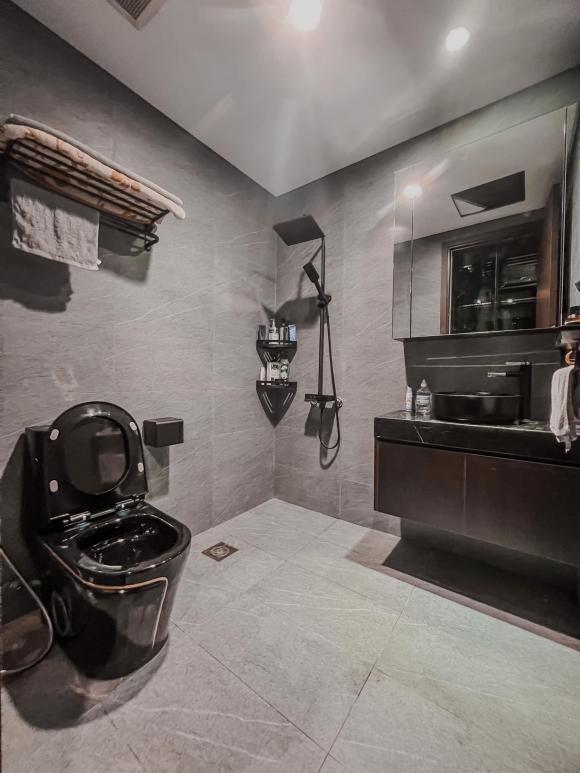 Nhạc sĩ Nguyễn Văn Chung hé lộ không gian sang trọng trong căn hộ mới-23