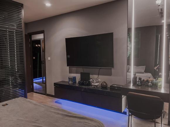 Nhạc sĩ Nguyễn Văn Chung hé lộ không gian sang trọng trong căn hộ mới-27