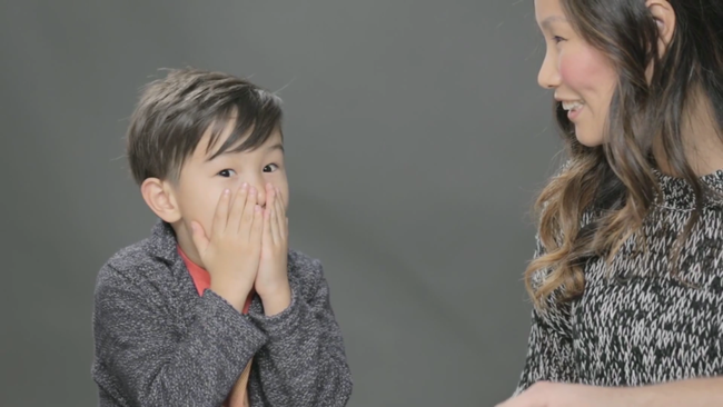 Con trai 7 tuổi đột nhiên hỏi mẹ: Quan hệ có đau không: Đây là câu trả lời ngắn gọn nhưng quá tinh tế từ một Tiến sĩ giáo dục-2