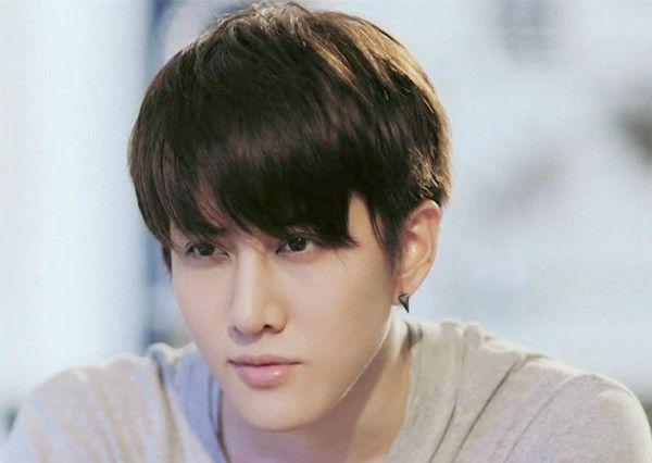 Hí hửng rủ được vợ cũ qua đêm, vào phòng ngủ lật chăn tôi thất sắc” nhìn cảnh bên dưới-1