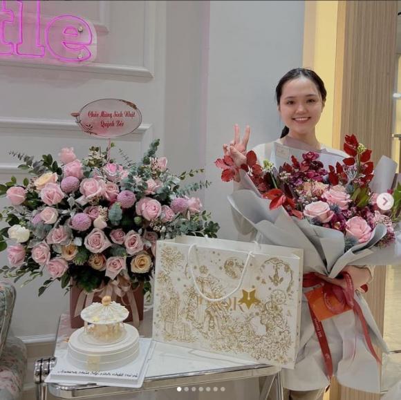 Quỳnh Anh đón sinh nhật bên gia đình, trung vệ Đỗ Duy Mạnh gửi lời nhắn đến vợ khi đang ở xa-1