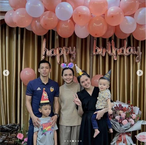 Quỳnh Anh đón sinh nhật bên gia đình, trung vệ Đỗ Duy Mạnh gửi lời nhắn đến vợ khi đang ở xa-4