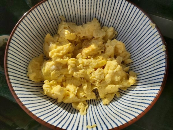 Cách làm trứng xào ngao đơn giản, vị mềm thơm ngon, giàu dinh dưỡng-7