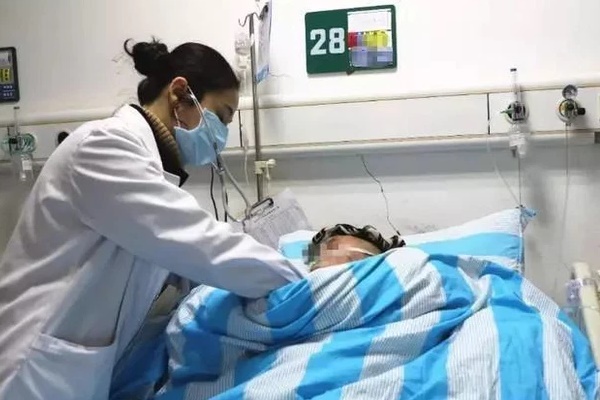 Cô gái 22 tuổi phải cắt bỏ nửa lá gan vì bị ung thư, nguyên nhân xuất phát từ 2 thói quen thường ngày của nhiều người trẻ-1