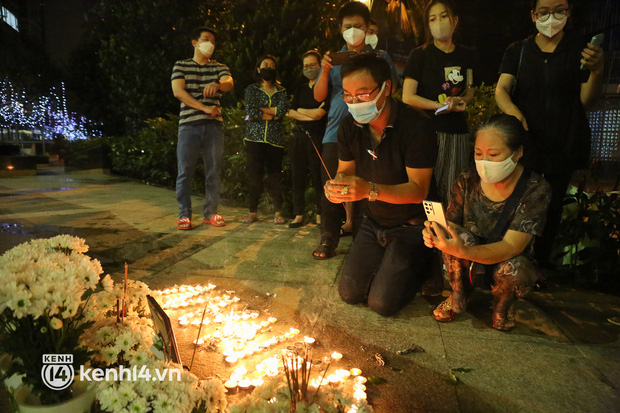 Nghẹn lòng lễ tưởng niệm bé gái 8 tuổi nghi bị dì ghẻ bạo hành: Tấm di ảnh với nụ cười ngây thơ khiến bao người xót xa-7