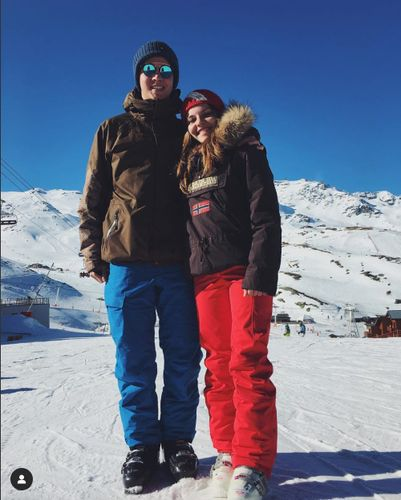 Cặp đôi hạnh phúc nhất MXH 3 phần bất lực, 7 phần nuông chiều cùng câu chuyện tình yêu đẹp như mơ hơn nửa thập kỷ-13