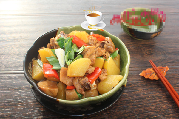 Gà hầm theo cách này ăn tuyệt ngon lại bổ dưỡng, trẻ háu ăn chẳng để sót lại miếng nào-2