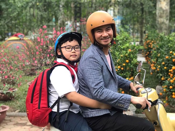 Bi Béo nhà Xuân Bắc chuẩn cây tấu hài chất lượng: Mới 12 tuổi đã lo lấy vợ sinh con sớm để về già an nhàn hưởng thụ-1