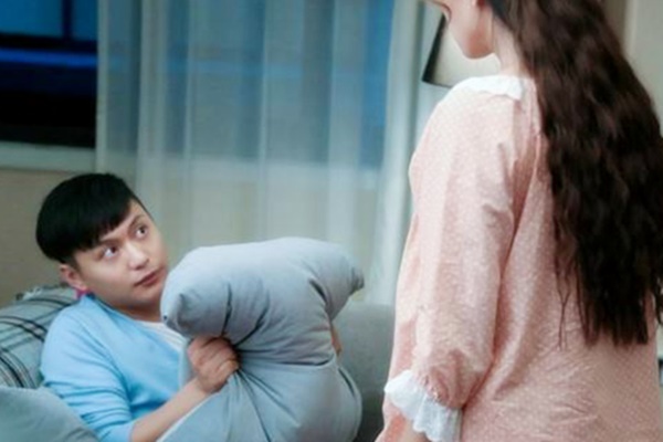 Vợ bầu bị chồng đuổi ra ngủ riêng vì lý do trời ơi, mẹ vợ đến nói một câu khiến gã câm nín, dân mạng chỉ trích vuốt mặt không kịp-2