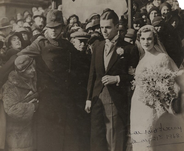 Nữ công tước Anh đáng xấu hổ nhất lịch sử: 15 tuổi mang thai, quan hệ với 88 người đàn ông để rồi nhận cái kết cay đắng ê chề-4