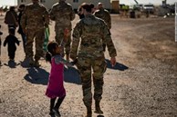 Số phận của những đứa trẻ Afghanistan được sơ tán sang Mỹ mà không có cha mẹ đi cùng