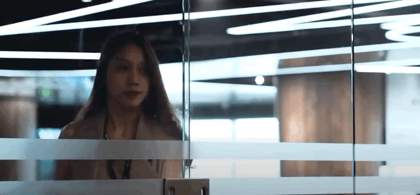 Dì ghẻ trong vụ bạo hành bé gái 8 tuổi từng đóng cả MV, 1 rapper phải thốt lên man rợ?-1