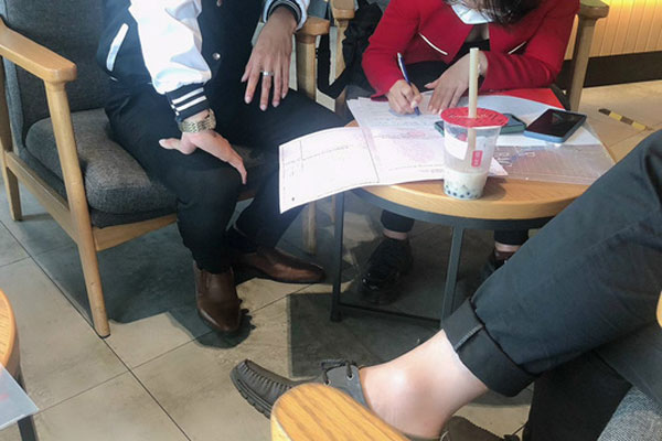 Sốt hầm hập từ phố về làng: Giá thực, giá ảo tranh nhau mua hết-3