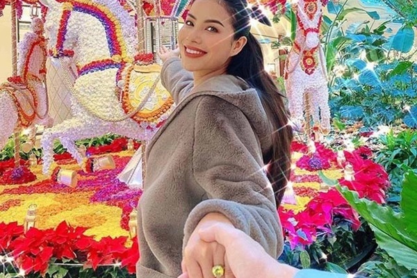 Phạm Hương diện áo tắm thả dáng giữa trời tuyết lạnh giá, body mẹ bỉm sau 2 lần sinh nở thế nào?-7