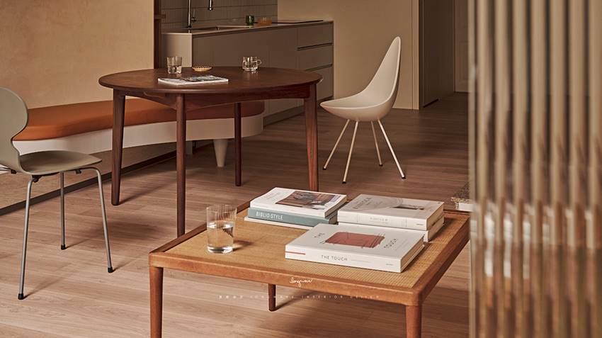 Khung cảnh tường sách cao chót vót định hình lại vẻ yên bình và ấm áp của ngôi nhà cổ-9