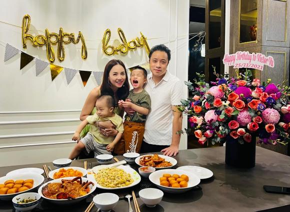 Khám phá không gian sống sang trọng của Đinh Ngọc Diệp và ông xã Victor Vũ-6