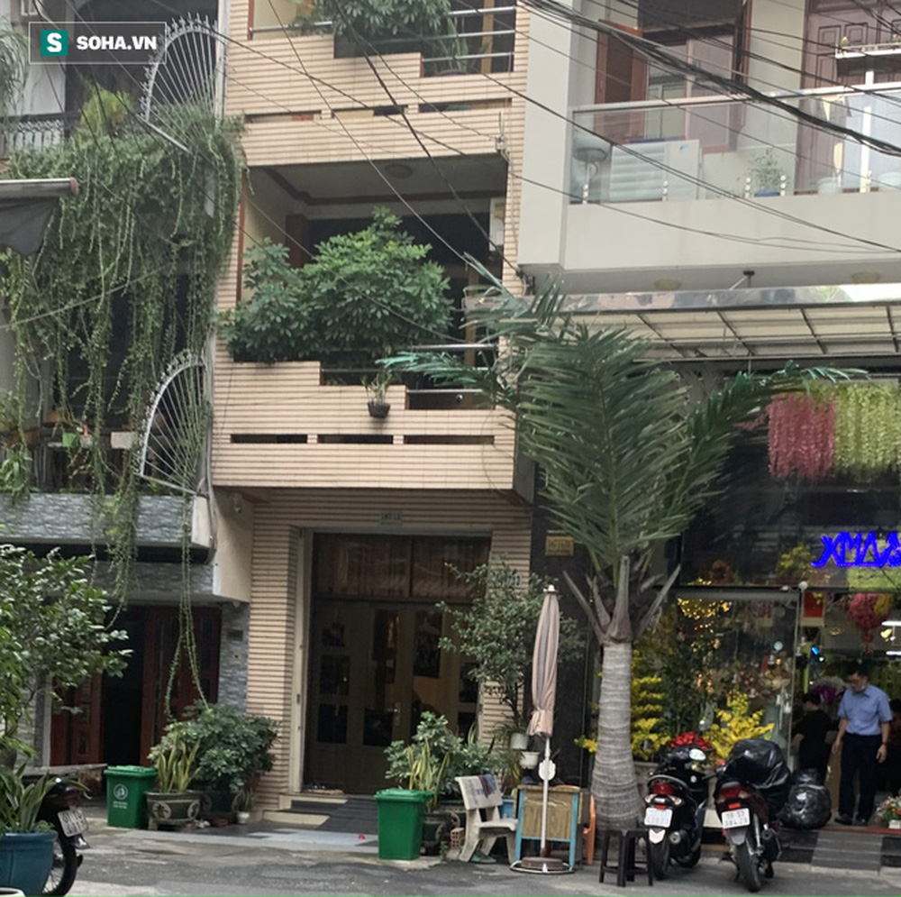 Bố bé 8 tuổi về nhà cha mẹ đẻ ở, nhiều người mang hương hoa đến khiến gia đình phải báo CA-3