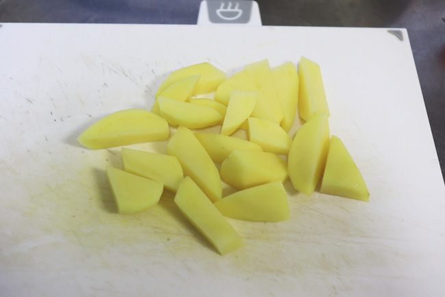 Sườn xào chua ngọt thêm nguyên liệu này vào thì ai ăn cũng thấy ngon hơn hẳn-5