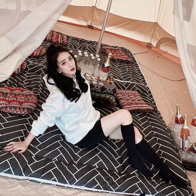 Rich kid bí ẩn nhất hội con nhà giàu Việt gia nhập đường đua bầu bí cuối năm, nhan sắc thần thái cứ gọi là đỉnh của chóp-3
