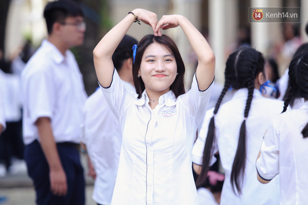 NÓNG: TP.HCM chốt thời gian cho học sinh THCS & THPT đi học trở lại-1