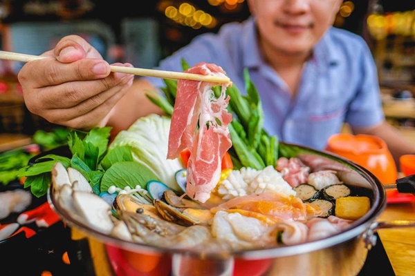 Người Việt có một kiểu ăn lẩu độc khủng khiếp, vừa hại khoang miệng lại khiến dạ dày, thực quản dễ hình thành khối u ung thư-4