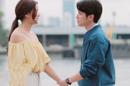 Nghe bồ nói chuyện điện thoại, chồng lập tức 