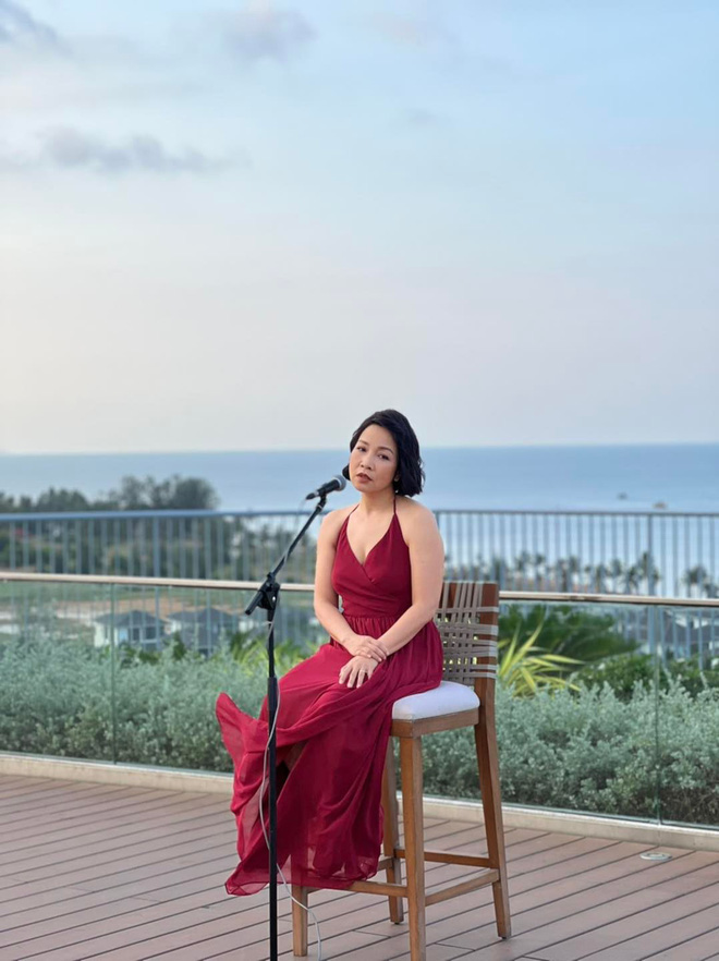 Những bà mẹ kế Vbiz: Đàm Thu Trang đậm khí chất nữ tổng tài, một cựu siêu mẫu có vẻ hơi sến?-8