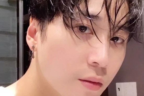 Karik lần đầu lộ diện hậu tin đồn tái hợp với Bella nhưng kiên quyết không đổi 1 điều