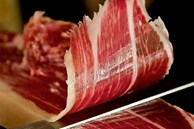Loại thịt lợn đắt nhất thế giới đổ bộ về chợ Việt, “nhà giàu” đặt mua biếu Tết