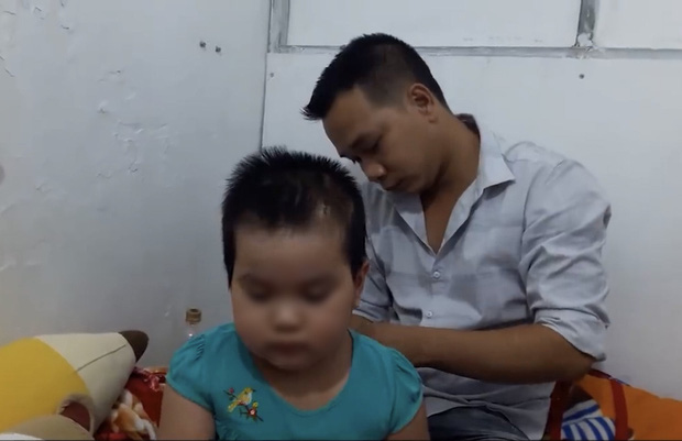 Vợ bỏ đi theo nhân tình ăn chơi, người đàn ông chật vật nuôi con gái 5 tuổi bị ung thư-6